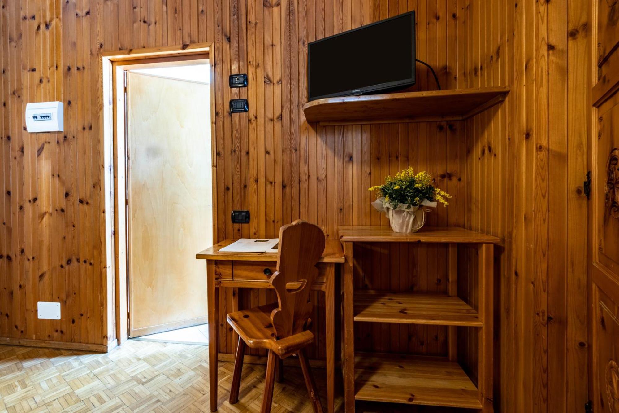 Hotel Le Campagnol Champoluc Exterior foto